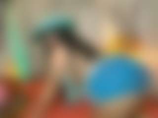 Spettacolo in cam dal vivo con Maddy Trevino - Cumface su Camsoda