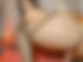 Live cam show with Maddy Trevino - Hairy Pussy Latina on live.xbliss.ai | colombia