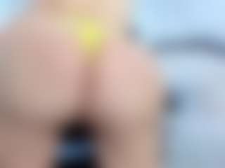 karlota-45's Live Sex Cam Show