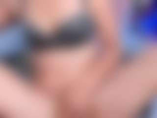 karlota-45's Live Sex Cam Show