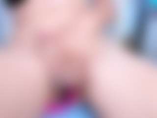 Live cam show with karlota-45 - Living Room on fapnchat