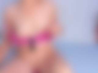 Live cam show with karlota-45 - Muscle on Dolls Live