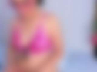karlota-45 MILF webcam performer live streaming