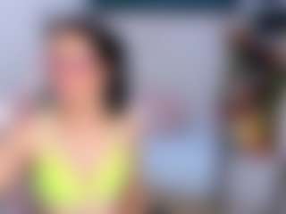 Live cam show with karlota-45 - Living Room on xxxlivecams.org
