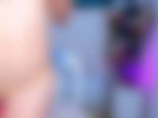 Live cam show with karlota-45 - Petite MILF on Camsoda