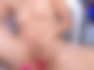 Live cam show with karlota-45 - Granny Lovense on friskycurves.com