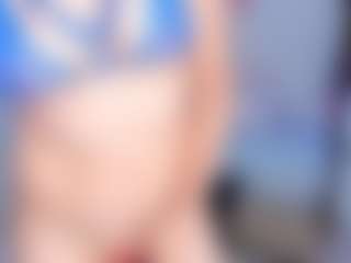 Live cam show with karlota-45 - Petite MILF on Camsoda