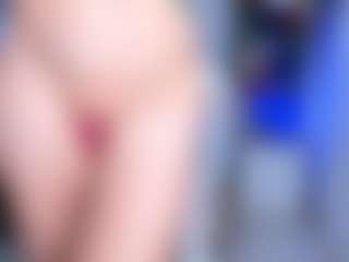 Live cam show with karlota-45 - Trimmed Granny on TeamSkeetLive
