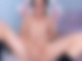 Live cam show with karlota-45 - Athletic MILF on Camsoda