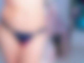 Live cam show with karlota-45 - Trimmed Granny on Camiplay Live