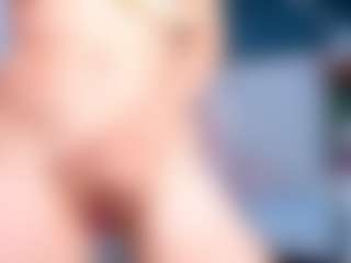 Live cam show with karlota-45 - Trimmed Granny on Camsoda