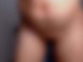 Live cam show with karlota-45 - Shaved Pussy MILF on parknlotfishbdy