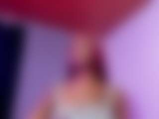 BritnySantana777's Live Sex Cam Show