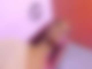 Live cam show with BritnySantana777 - Colombia on Stripli.com