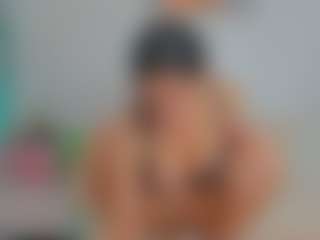 Live cam show with sarabecker - Average on AdultVida.com