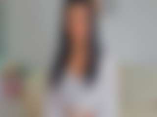 Live cam show with sarabecker - Green Eyes on TeamSkeetLive