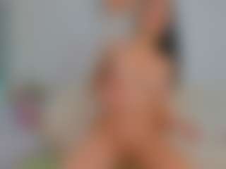 Live cam show with sarabecker - Fingers on live18s.com