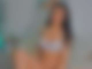 Spettacolo in cam dal vivo con sarabecker - Small Tits su Camsoda