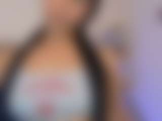 CassandraAndrews's Live Sex Cam Show