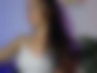 CassandraAndrews's Live Sex Cam Show