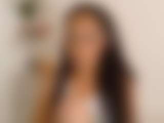CassandraAndrews's Live Sex Cam Show