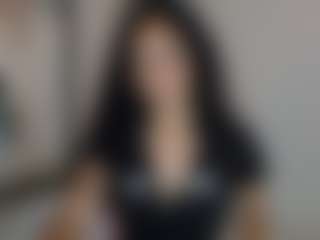 Live cam show with CassandraAndrews - Petite Teen (18+) on intimatelivegirls.com