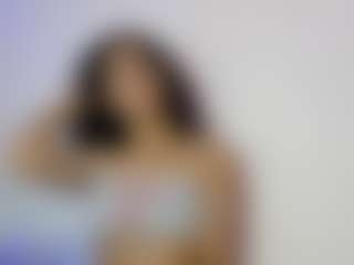 CassandraAndrews's Live Sex Cam Show