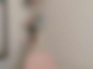 CassandraAndrews's Live Sex Cam Show