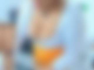 Live cam show with ambar-rose1 - Ebony on CamwithHer | colombia