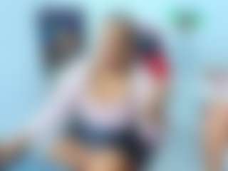 Live cam show with ambar-rose1 - Ebony on https://playwithruby.com