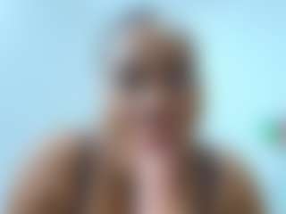 Live cam show with ambar-rose1 - Outside on Chatstar