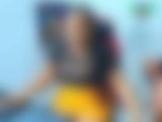 Live cam show with ambar-rose1 - Bikini on googirlz