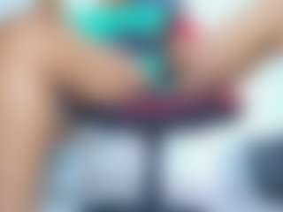 Live cam show with ambar-rose1 - Ebony on Camsoda | colombia