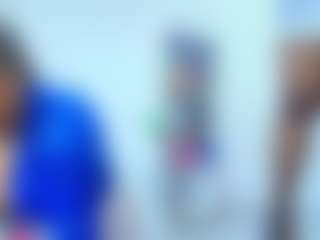 Live cam show with ambar-rose1 - Bikini on Chatstar