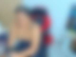 Live cam show with ambar-rose1 - Ebony Squirt on CamClone