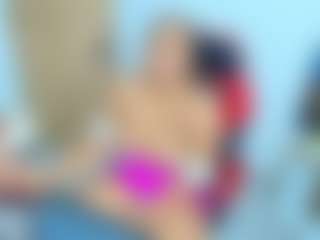 Live cam show with ambar-rose1 - Bedroom Ebony on slutload
