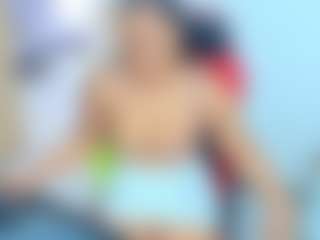 Live cam show with ambar-rose1 - Double Penetration on Camsoda