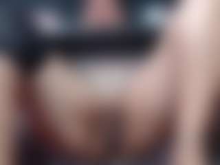Live cam show with Margaret-milf - Dildo Or Vibrator on CamClone