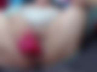 Live cam show with Margaret-milf - Granny Dildo on CamSextacy