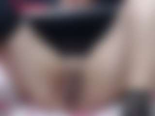Live cam show with Margaret-milf - Drinking on TeamSkeetLive