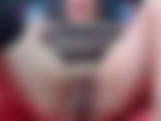 Live cam show with Margaret-milf - Glasses on CamSodaAdn