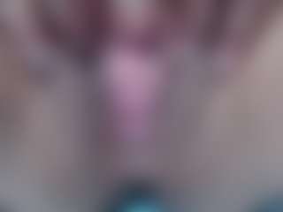 Live cam show with Margaret-milf - Granny Dildo on Gym Cam Girls