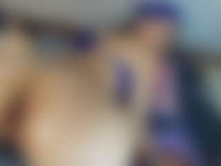 ISABEL MILF webcam performer live streaming