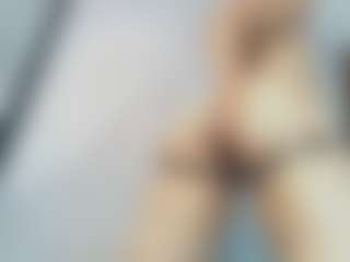 Live cam show with ISABEL - Spank Curvy on hrnylive.com