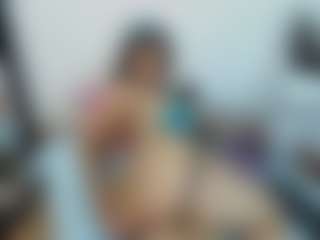 ISABEL MILF webcam performer live streaming