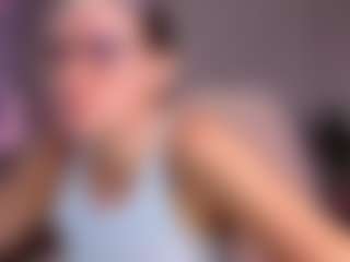 Live cam show with MidniggghtSun - Brown Hair on xplaylive.com