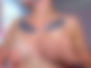 Live cam show with MidniggghtSun - Nipple Piercings on Camsoda