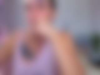 Live cam show with MidniggghtSun - Public Brown Hair on thefappeningchat.com