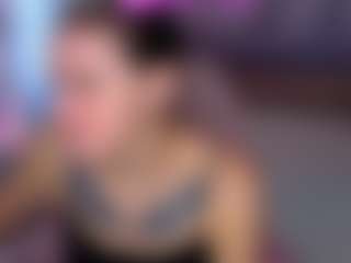 Live cam show with MidniggghtSun - Public Brown Hair on Hubzter Live