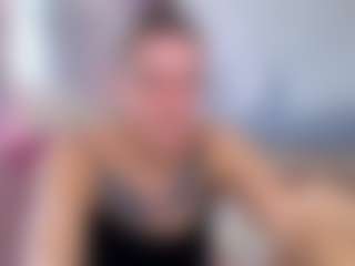 Live cam show with MidniggghtSun - Athletic Public on dropp.cam